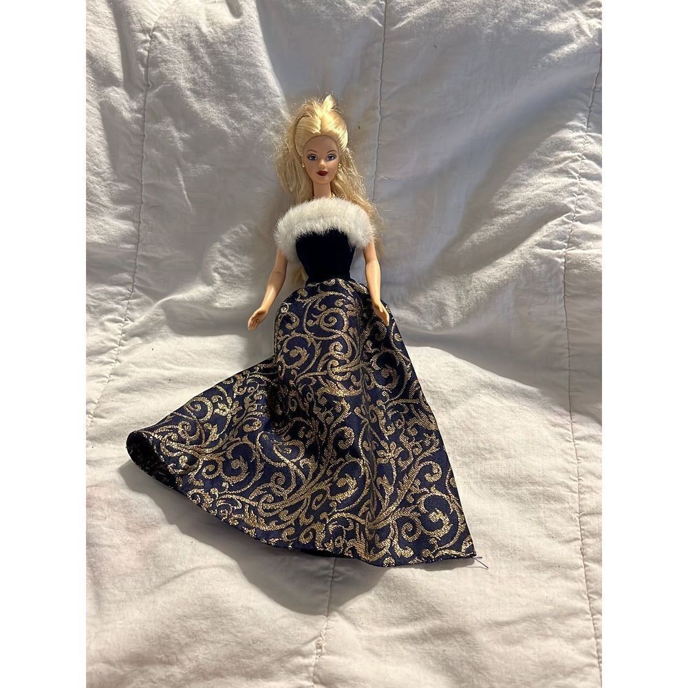 Vintage 1991 Ring in The New Year Barbie